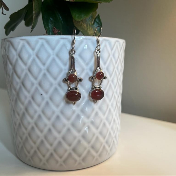 Sterling Silver Himalayan Dangling Garnet Earrings - Picture 4 of 6